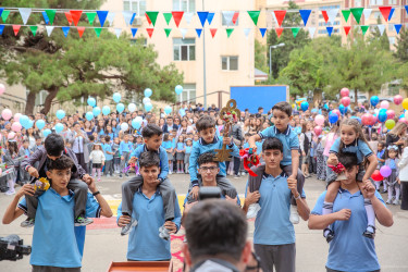 Binəqədi rayonunda fəaliyyət göstərən təhsil ocaqlarında 15 sentyabr- "Bilik Günü" qeyd edildi