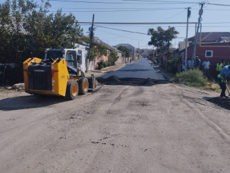 Binəqədi rayonu 28 May qəsəbəsi 8 Mart küçəsində asfaltlama işləri aparıldı