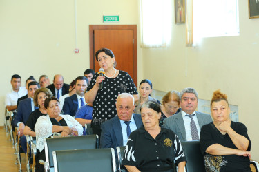 21 avqust 2025-ci il tarixində Binəqədi Rayon İcra Hakimiyyətinin başçısı Elxan Allahverdiyevin 9-cu mikrorayon sakinləri ilə səyyar qəbulu keçirildi