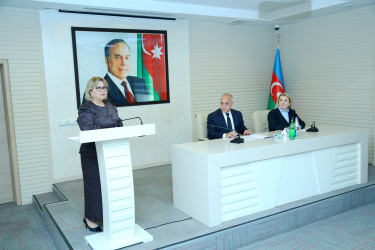 Binəqədi rayonunda 5 Oktyabr–Beynəlxalq Müəllimlər Günü münasibətilə tədbir keçirildi