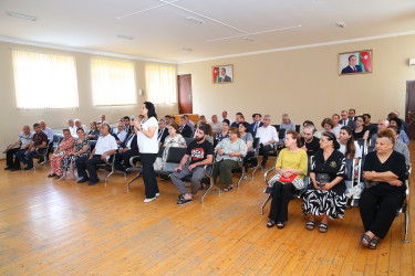 17 iyul 2025-ci il tarixində Binəqədi Rayon İcra Hakimiyyətinin başçısı Elxan Allahverdiyevin 6-cı mikrorayon sakinləri ilə səyyar qəbulu keçirildi