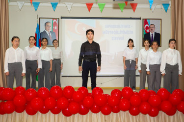 Binəqədi rayonu 83 nömrəli məktəb-liseyin birgə təşkilatçılığı ilə "Konstitusiya və Suverenlik ili"nə həsr edilmiş "Suverenliyimiz-Müstəqilliyimizin zirvəsi" adlı tədbir keçirildi