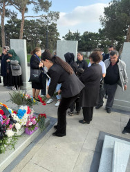Şəhid Əzizov Elçin Əvəz oğlunun şəhadətinin ildönümü ilə əlaqədar məzarı ziyarət olundu
