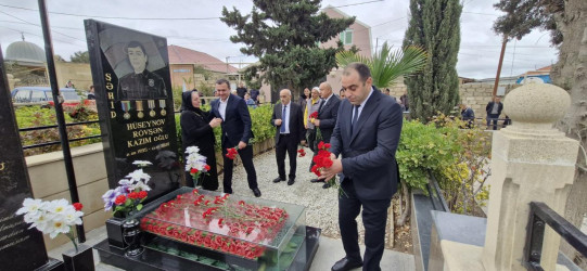 Şəhid Hüseynov Rövşən Kazım oğlunun şəhadətinin ildönümü ilə əlaqədar mərasim keçirildi