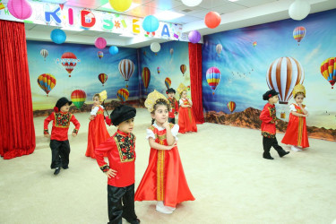 “Kids Era” körpələr evi-uşaq bağçasında 1 iyun - “Uşaqların Beynəlxalq Müdafiəsi Günü”nə həsr edilmiş “Uşaqlar bizim gələcəyimizdir!” adlı tədbir keçirildi