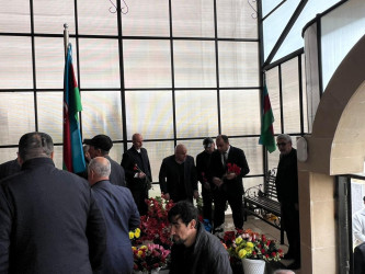 Şəhid Əhmədov Tacir Mehdi oğlunun doğum günü ilə əlaqədar məzarı ziyarət olundu