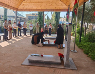 Şəhid  Paşazadə Cavid Telman oğlunun doğum günü ilə əlaqədar məzarı ziyarət olundu