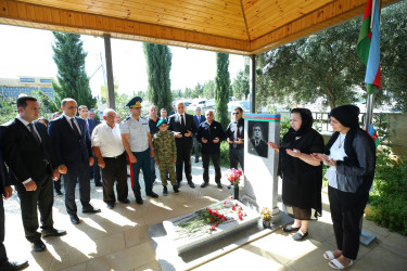 27 Sentyabr Anım Günü ilə əlaqədar ölkəmizin hər yerində olduğu kimi Binəqədi rayonunda da şəhidlərimizin əziz xatirəsi böyük ehtiramla yad edildi