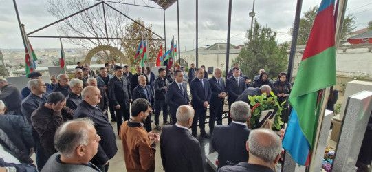 Şəhid Nəcəfov Cəmil Nəcəf oğlunun şəhadətinin ildönümü ilə əlaqədar məzarı ziyarət olundu