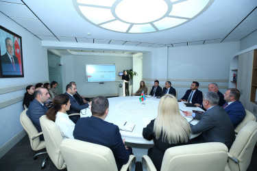 Binəqədi Rayon İcra Hakimiyyətində “Konstitusiya və Suverenlik İli” çərçivəsində “Əlilliyi olan şəxslər üçün xidmətlərdən istifadə zamanı müyəssərliyin təmin olunması” mövzusunda təlim keçirildi
