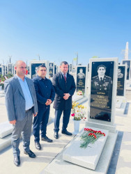 Şəhid Zeynalov Tural Ruslan oğlunun şəhadətinin ildönümü ilə əlaqədar məzarı ziyarət olundu