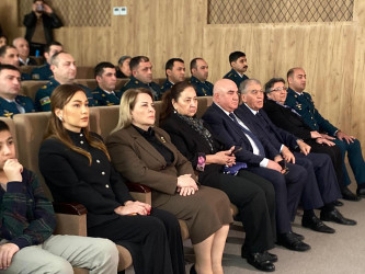 İrəvan Dövlət  Azərbaycan Dram Teatrında Vətən müharibəsi şəhidi mayor Abbas Qasımovun anadan olmasının 40 illiyinə həsr olunmuş anım tədbiri keçirildi