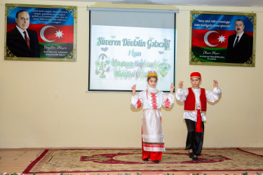 “Konstitusiya və Suverenlik İli” çərçivsində Binəqədi rayonu Vahid Əzizov adına 30 nömrəli tam orta məktəbdə "1 iyun - Uşaqların Beynəlxalq Müdafiəsi Günü”nə həsr edilmiş “Suveren dövlətin gələcəyi” adlı tədbir keçirildi