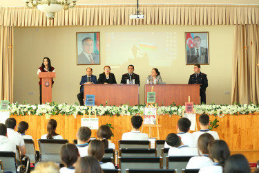 Binəqədi rayonu 135 nömrəli tam  orta məktəbdə "Narkotiksiz gələcək naminə!” mövzusunda növbəti maarifləndirici tədbir keçirildi