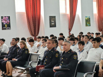 Binəqədi rayonu 297 №-li tam orta məktəbdə "Narkotiksiz gələcək naminə!” mövzusunda tədbir keçirildi.
