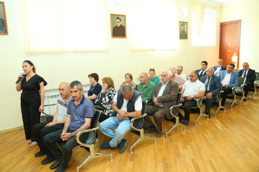 03 iyun 2025-ci il tarixində Binəqədi Rayon İcra Hakimiyyətinin başçısı Elxan Allahverdiyevin 9-cu mikrorayon sakinləri ilə səyyar qəbulu keçirildi