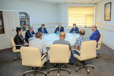 13 avqust 2025-ci il tarixində Rayon İcra Hakimiyyətinin inzibati binasında vətəndaşların fərdi qəbulu keçirildi