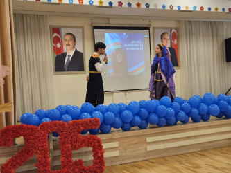 Binəqədi rayonu 205 nömrəli tam orta məktəbin birgə təşkilatçılığı ilə "Konstitusiya və Suverenlik İli”nə həsr olunmuş “Bəşəriyyətin Zəfəri” adlı tədbir keçirildi