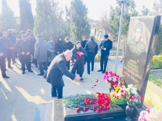 Şəhid Qurbanlı Fəxrəddin Seyfəddin oğlunun doğum günü ilə əlaqədar məzarı ziyarət olundu