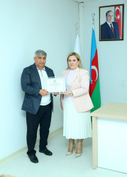 Ə.D.Məlikov adına Binəqədi Tibb Mərkəzində “17 İyun – Tibb İşçilərinin Peşə Bayramı Günü” münasibətilə tədbir keçirildi