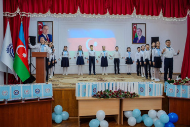 Binəqədi rayonu 297 № li tam orta məktəbin 60 illik yubileyi munasibətilə “Məktəbimiz- 60 ilin işığında“ adli tədbir keçirildi