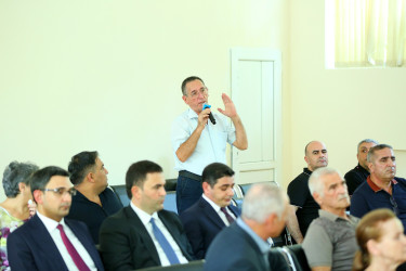 24 sentyabr 2026-cı il tarixində Binəqədi Rayon İcra Hakimiyyətinin başçısı Elxan Allahverdiyevin 9-cu mikrorayon sakinləri ilə səyyar qəbulu keçirildi