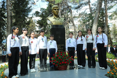 Binəqədi rayonunda Azərbaycan Respublikasının Milli Qəhrəmanı Fərhad Hümbətovun əziz xatirəsinə həsr olunmuş tədbir təşkil edildi