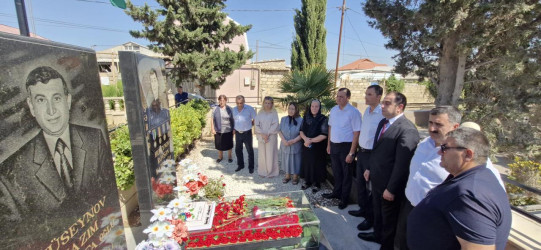 Şəhid Hüseynov Rövşən Kazım oğlunun anım günü ilə əlaqədar qəbirüstü abidəsi ziyarət olundu