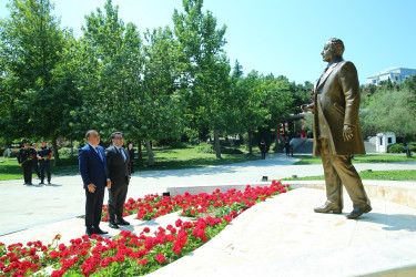 Binəqədi rayonunda “Konstitusiya və Suverenlik İli” çərçivəsində “15 İyun-Milli Qurtuluş Günü”nə həsr olunmuş “Qurtuluşdan-Zəfərə” adlı tədbir keçirildi