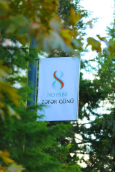 8 Noyabr-“Zəfər Günü” və 9 Noyabr-“Dövlət Bayrağı Günü”münasibətilə Binəqədi rayonunun küçə və prospektləri Azərbaycan Respublikasının üçrəngli bayraqları ilə bəzədilib