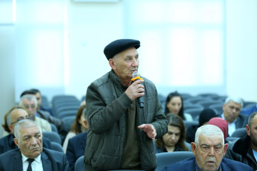 20  noyabr 2025-ci il tarixində Binəqədi Rayon İcra Hakimiyyətinin başçısı Elxan Allahverdiyevin Xocəsən qəsəbəsinin sakinləri ilə səyyar qəbulu keçirildi