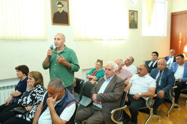 03 iyun 2025-ci il tarixində Binəqədi Rayon İcra Hakimiyyətinin başçısı Elxan Allahverdiyevin 9-cu mikrorayon sakinləri ilə səyyar qəbulu keçirildi
