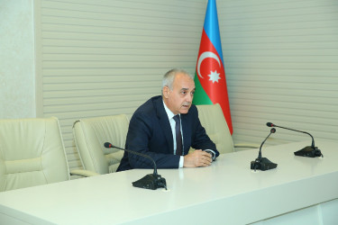 23 iyun 2025-ci il tarixində Binəqədi Rayon İcra Hakimiyyətinin inzibati binasında “23 İyun – Dövlət Qulluqçularının Peşə Bayramı" münasibətilə tədbir keçirildi