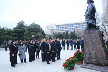 Binəqədi rayonunda dahi rumın bəstəkarı Corce Eneskunun adını daşıyan parkda Rumıniyanın Milli Mədəniyyət Gününə həsr olunmuş tədbir keçirildi