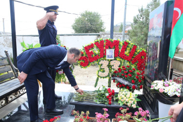 2023-cü il 19-20 sentyabr tarixlərində baş vermiş antiterror əməliyyatı zamanı ən uca Zirvə - Şəhidlik zirvəsinə ucalmış şəhidlərimiz - İsayev İsmayıl Çərkəz oğlunun və Mahmudov Seymur Elsevər oğlunun il mərasimi ilə bağlı məzarları ziyarət olundu.