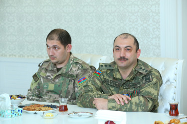 Binəqədi Rayon İcra Hakimiyyətində şəhid ailələri və qazilərlə Aprel döyüşlərinin onuncu ildönümünə həsr edilmiş görüş  keçirildi