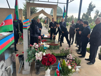 Şəhid Hacıyev Toğrul Rüfət oğlunun anım günü ilə əlaqədar məzarı ziyarət olundu