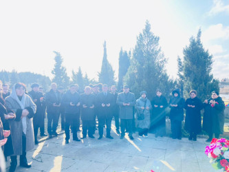 Şəhid Qurbanlı Fəxrəddin Seyfəddin oğlunun doğum günü ilə əlaqədar məzarı ziyarət olundu