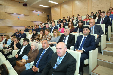 “Şəhərsalma və Memarlıq İli” çərçivəsində Binəqədi rayonunda Ümummilli Lider Heydər Əliyevin anadan olmasının 103-cü ildömümünə həsr olunmuş “TARİXİN, LİDERLİYİN VƏ XİLASKARLIĞIN HEYDƏR ƏLİYEV ZİRVƏSİ" adlı tədbir keçirildi