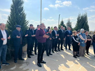 Şəhid Əzizov Elgün Elman oğlunun şəhadətinin ildönümü ilə əlaqədar məzarı ziyarət olundu