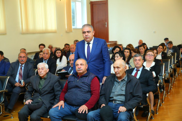 02 may 2025-ci il tarixində Binəqədi Rayon İcra Hakimiyyətinin başçısı Elxan Allahverdiyevin 8-ci mikrorayon sakinləri ilə səyyar qəbulu keçirildi