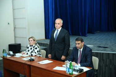 13 iyun 2025-ci il tarixində Binəqədi Rayon İcra Hakimiyyətinin başçısı Elxan Allahverdiyevin Binəqədi qəsəbəsinin sakinləri ilə səyyar qəbulu keçirildi