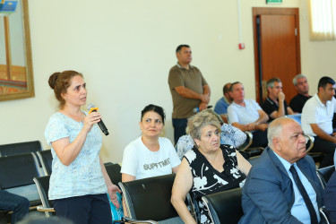 21 avqust 2025-ci il tarixində Binəqədi Rayon İcra Hakimiyyətinin başçısı Elxan Allahverdiyevin 9-cu mikrorayon sakinləri ilə səyyar qəbulu keçirildi