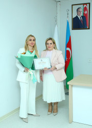 Ə.D.Məlikov adına Binəqədi Tibb Mərkəzində “17 İyun – Tibb İşçilərinin Peşə Bayramı Günü” münasibətilə tədbir keçirildi