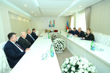 Binəqədi Rayon İcra Hakimiyyətində əməkdar hüquqşünas, III dərəcəli Dövlət Ədliyyə müşaviri (Ədliyyə general-mayoru), müharibə və əmək veteranı, Azərbaycan Ağsaqqallar Şurasının İdarə Heyətinin üzvü, Binəqədi rayonu Ağsaqqallar Şurasının sədri, kino məsləhətçisi Akif Rəfiyevin 90 illik yubileyi münasibətilə görüş keçirildi