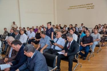 12 avqust 2025-ci il tarixində Binəqədi Rayon İcra Hakimiyyətinin başçısı Elxan Allahverdiyevin Binəqədi qəsəbəsinin sakinləri ilə səyyar qəbulu keçirildi