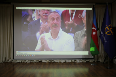 "İdrak” liseyində "Konstutsiya və Suverenlik ili" çərçivəsində “ 8 Noyabr-Zəfər Gününün beşinci ildönümünə həsr olunmuş "Zəfərin qəhrəmanları: şəhidlər və qazilər" adlı tədbir təşkil olundu