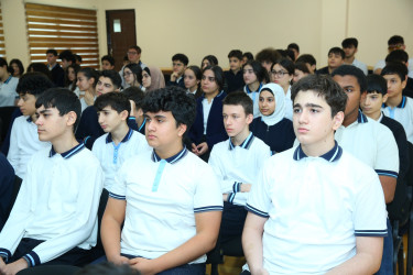 Binəqədi rayonu 267 № li məktəb-liseydə "Narkotiksiz gələcək naminə!” mövzusunda növbəti maarifləndirici tədbir keçirildi.