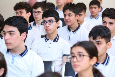 Binəqədi rayonu 135 nömrəli tam orta məktəbdə "Narkotiksiz gələcək naminə” mövzusunda görüş keçirildi