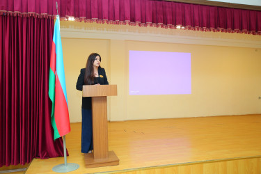 Binəqədi rayonu 267 № li məktəb-liseydə “Erkən nigah problemi və onun fəsadları” mövzusunda maarifləndirmə tədbiri keçirildi